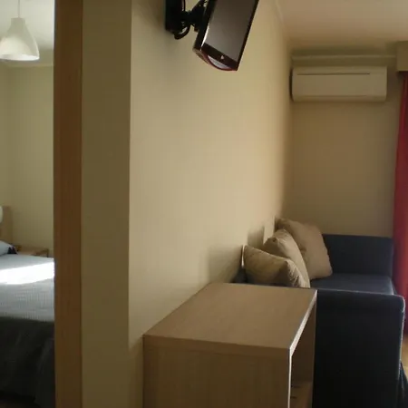 Heraclea 4*